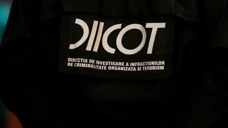 Rețea de trafic de persoane anihilată în Alba. Migranții, transportați în CUȘTI sudate sub șasiurile TIR-urilor