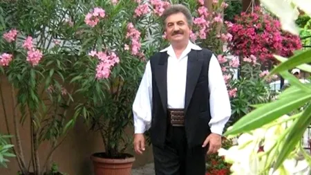 A murit artistul Petrică Mâţu Stoian după ce a fost transportat în stare gravă la ATI Reşiţa. Îndrăgitul interpret era în tratament post-COVID
