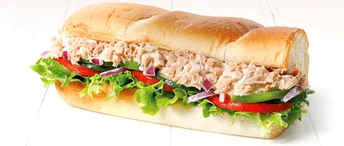 Ce mănânci, de fapt, când comanzi un sandviș cu ton de la Subway România. Ce conține, în realitate