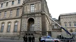 Jaful de la Luvru: hoții ar fi putut fi arestați „în 30 de secunde”, spun anchetatorii. „Au fost filmați de la început până la sfârșit, dar nimeni nu urmărea imaginile“