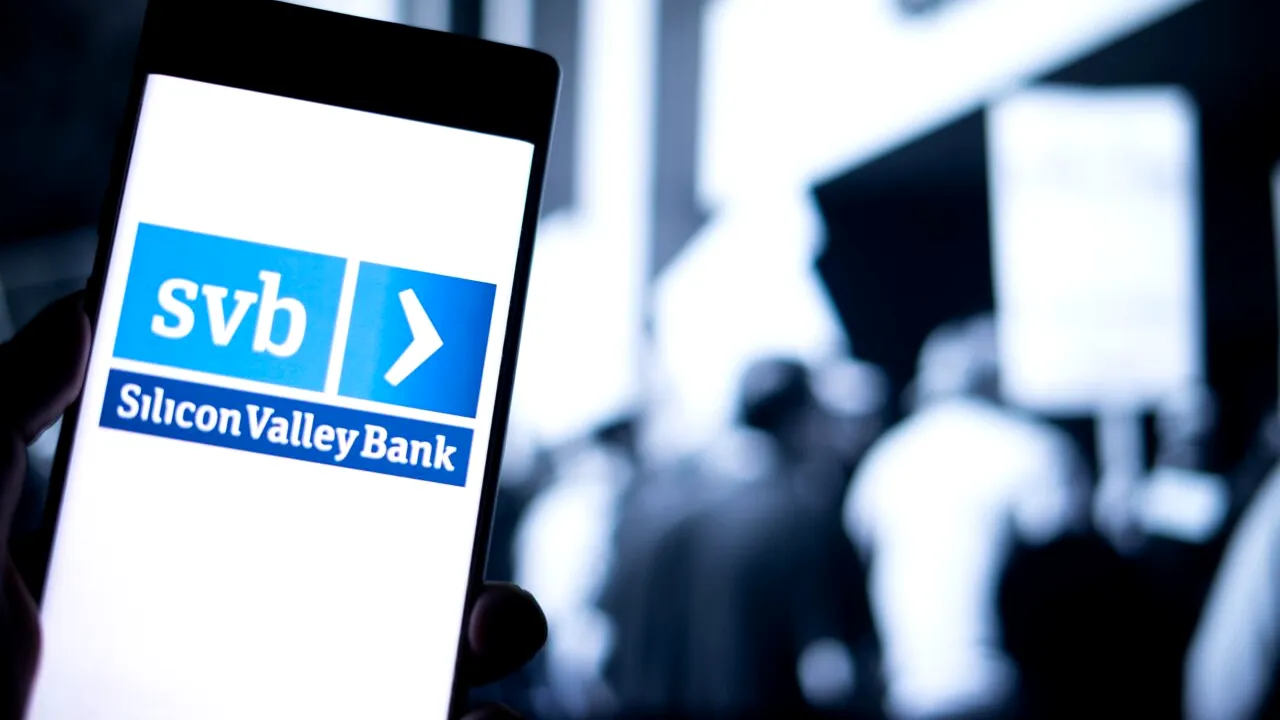 EXCLUSIV | Ce a generat criza bancară din SUA și care este impactul falimentului Silicon Valley Bank asupra românilor. Explicațiile specialiștilor