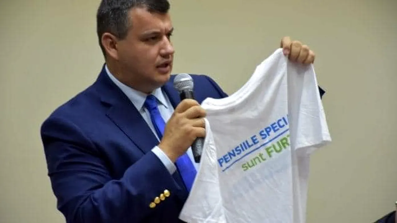 PENSII SPECIALE. Eugen Tomac: Singurii cetăţeni români care merită să beneficieze de o indemnizaţie specială pe viaţă sunt militarii