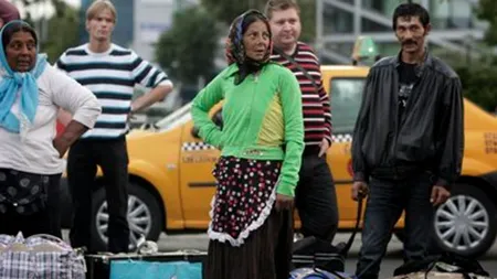 Câți romi au fost evacuați din taberele franceze anul trecut