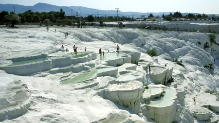 Țara iubită de turiștii români cu peste 1.500 de IZVOARE termale, folosite încă din Antichitate. E recunoscută drept „Capitala turismului balnear”