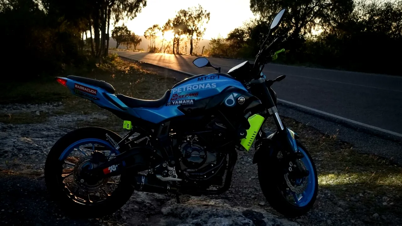 Permisul de conducere de CATEGORIE B devine valabil și în cazul anumitor tipuri de motociclete. În ce cazuri se aplică noua regulă