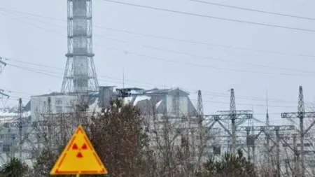 Viktor Ianukovici va inaugura montarea unui nou sarcofag la centrala de la Cernobîl. 