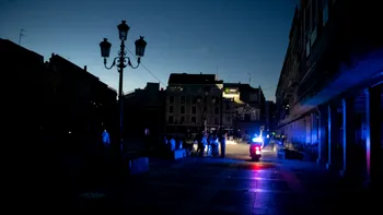 Mărturiile CUTREMURĂTOARE ale unei românce stabilite în Spania, despre blackout: „Magazinele au fost invadate” / „O panică generală ascunsă de radio”