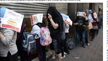 FOTO: Mii de chinezi au stat la coadă pentru a primi o brioșă gratis de la McDonald's