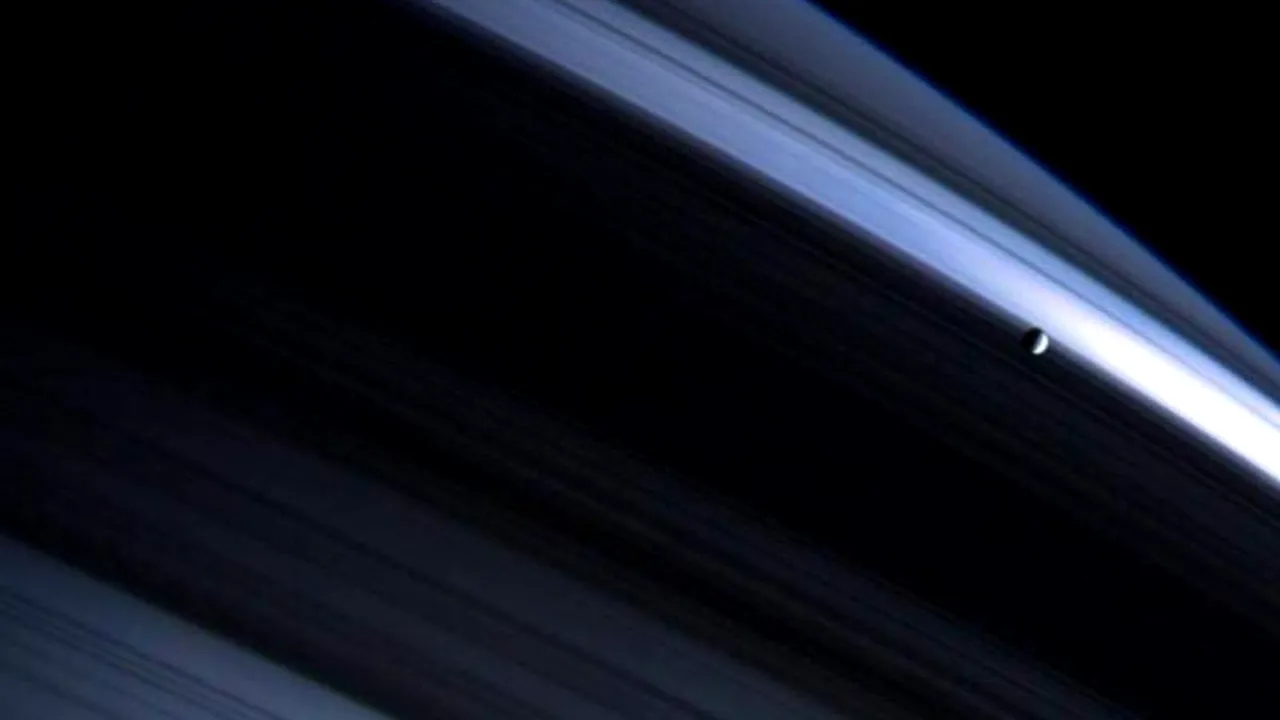 Satelitul din sistemul nostru solar care ar putea găzdui forme de viață