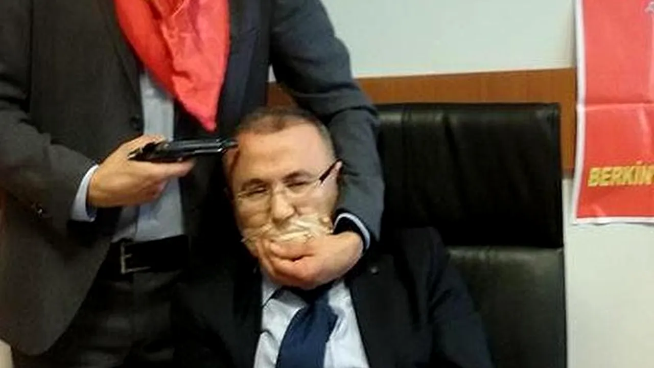 Procurorul luat ostatic de DHKP-C într-o instanță din Istanbul a murit din cauza rănilor suferite în timpul intervenției forțelor speciale