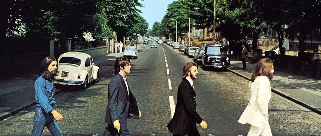 Un album al formației The Beatles a ajuns din nou pe primul loc în topurile britanice, după o jumătate de secol