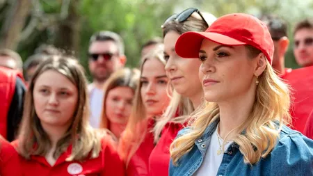 Gabriela Firea, mesaj de Ziua TINERETULUI: Țin cont de părerile voastre și am luat mereu decizii doar după ce v-am consultat