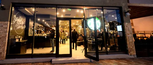 Starbucks deschide două noi cafenele până la finalul anului. Una dintre ele, unicat în România