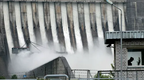 Guvernul trimite DNA un dosar cu prejudicierea Hidroelectrica. Ponta: Banii sunt pe la Videanu-PDL
