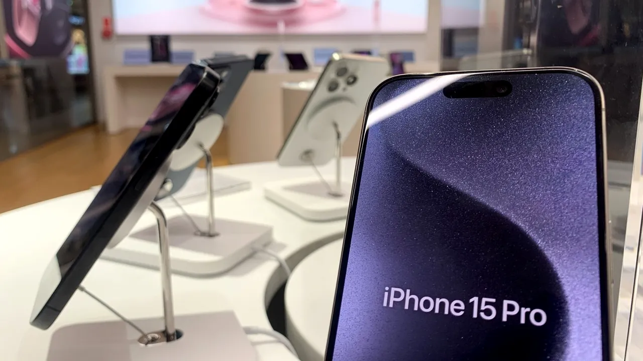 Topul celor mai bine vândute telefoane mobile din istorie. iPhone e departe de locurile 1 și 2