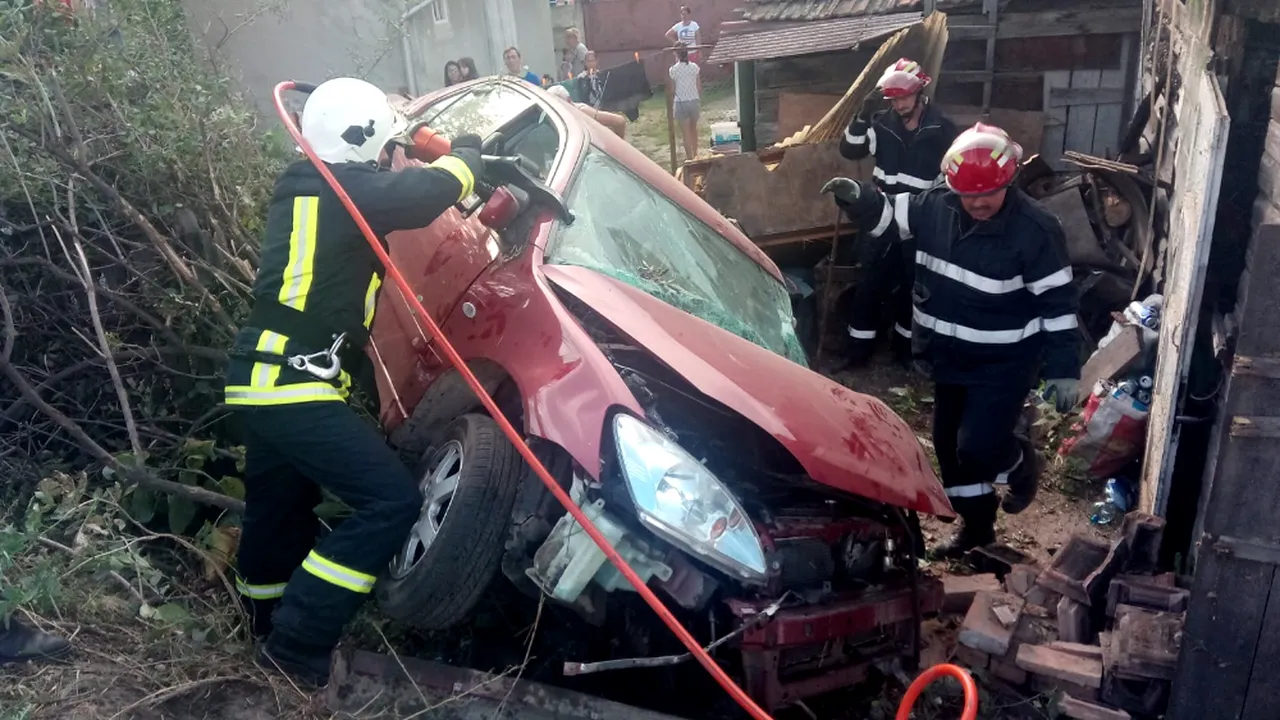 Un mort și doi răniți, după ce un tânăr de 22 de ani ar fi pătruns pe contrasens