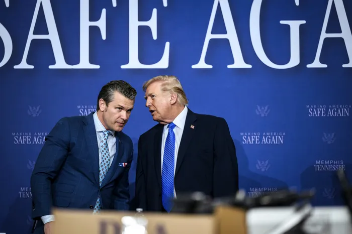 Pete Hegseth și Donald Trump