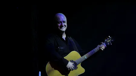 Mesajul ironic al lui Nicu Alifantis după 40 de ani de muzică: Dragii mei, am repurtat o victorie uriașă!