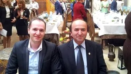 Fiul lui Tudorel Toader a fost reținut și va fi propus la arestare preventivă. El este acuzat că ar fi hărțuit sexual două studente