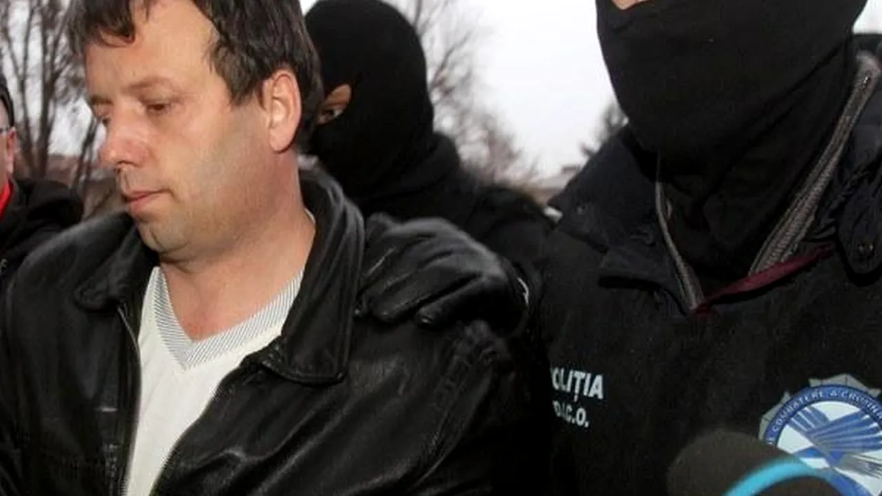 Povestea lui Guccifer, arădeanul de 43 de ani fără studii care a compromis conturile ale unor politicieni precum George W. Bush și Colin Powell