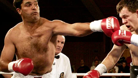 Fost campion mondial la categoria grea, ÎMPUȘCAT MORTAL într-un restaurant unde avea loc aniversarea nepotului său