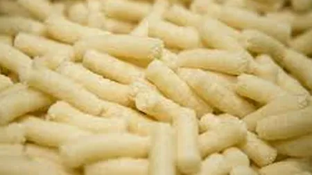 Ce a găsit un bărbat din Vrancea într-o pungă de pufuleți. A sunat imediat la OPC