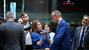 Parlamentul European ar putea da în judecată Comisia Europeană din cauza programului achizițiilor de ARMAMENT /„Nu excludem nicio opțiune”