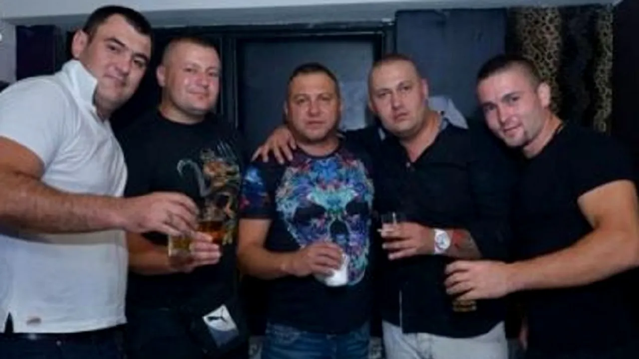 Carolică din Vaslui a vrut să asculte MANELE într-un local. Ce s-a întâmplat după ce angajații i-au spus că „specificul nostru este altul