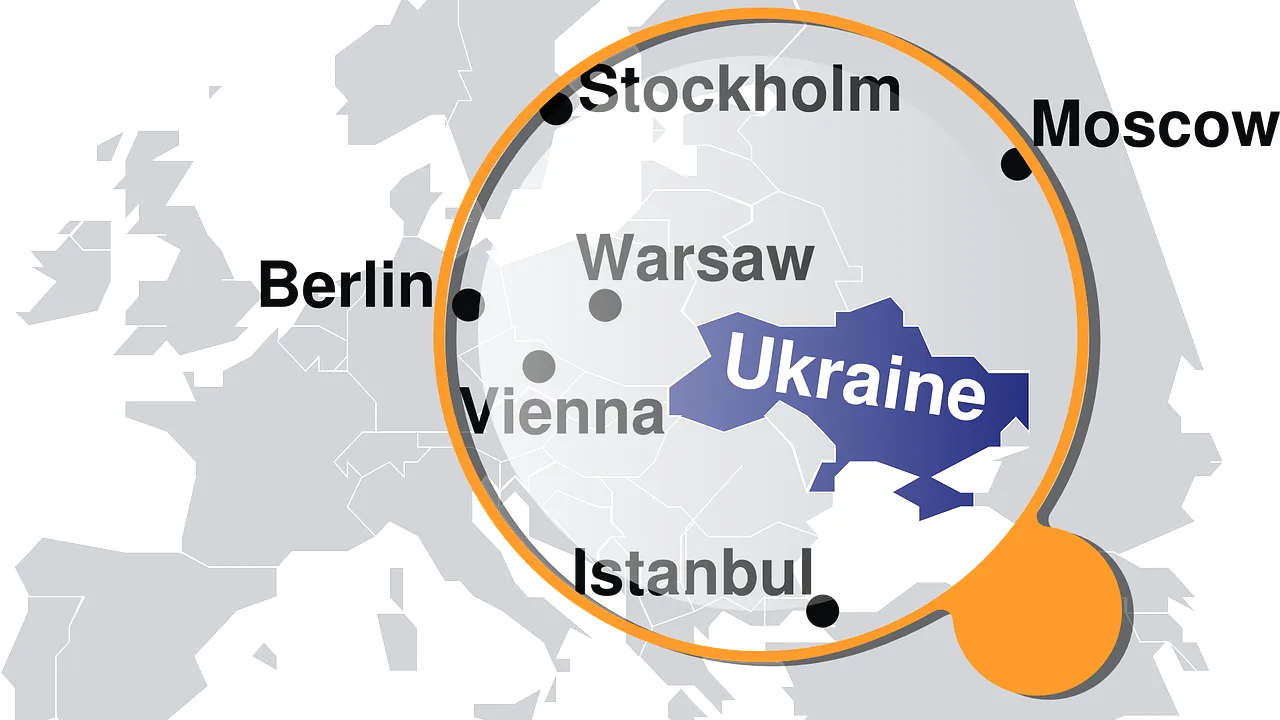 8 ȘTIRI DE LA ORA 8 Cum arată drona care survolează spațiul aerian ucrainean și va da alarma în cazul unei invazii a rușilor