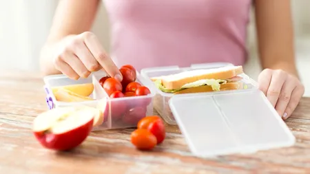 Alertă medicală: Recipientele din PLASTIC, un pericol ascuns pentru sănătate