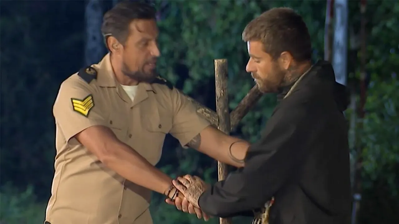 Încă un Faimos dat afară de la Survivor All Stars de la PRO TV. După Jador și Moroșanu, tribul roșu rămâne fără încă un membru