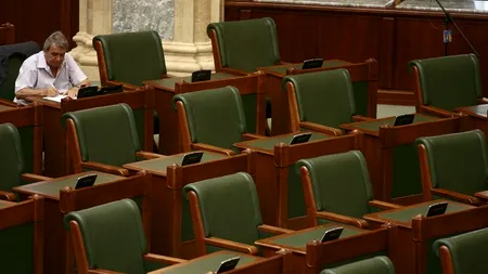 PNL poate pierde încă un senator. CCR obligă Senatul să ia o decizie în cazul Mora