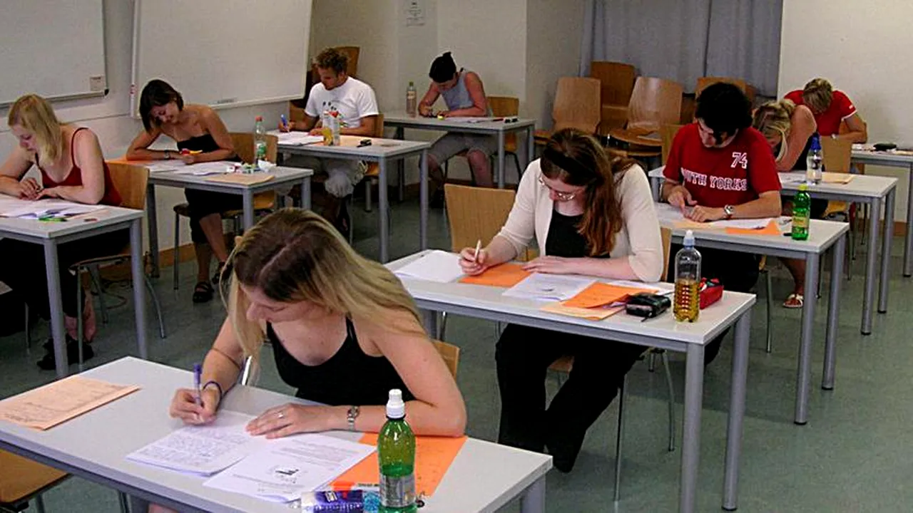 FSLI: 2,5% din PIB alocați Educației, în condițiile în care 800 de școli au toalete ca în Evul Mediu