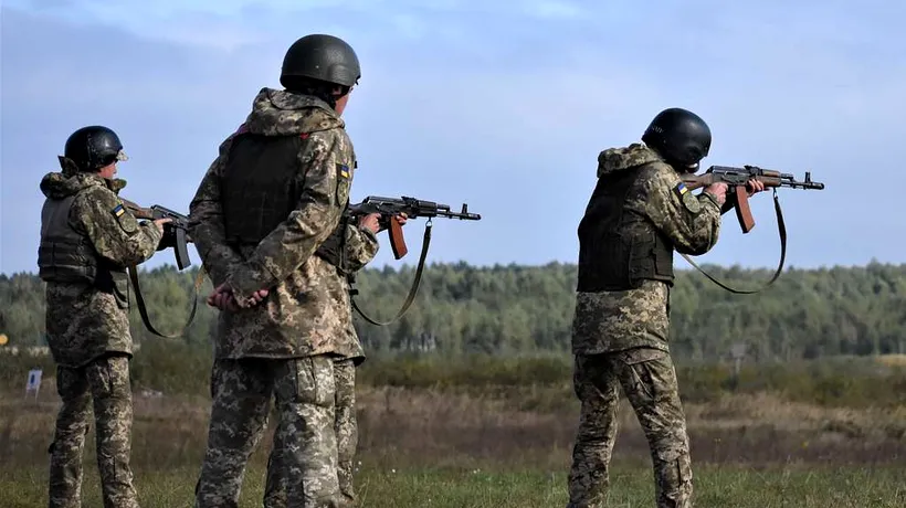 România, pregătită să antreneze militari ucraineni. ANUNȚUL făcut de ministrul Apărării