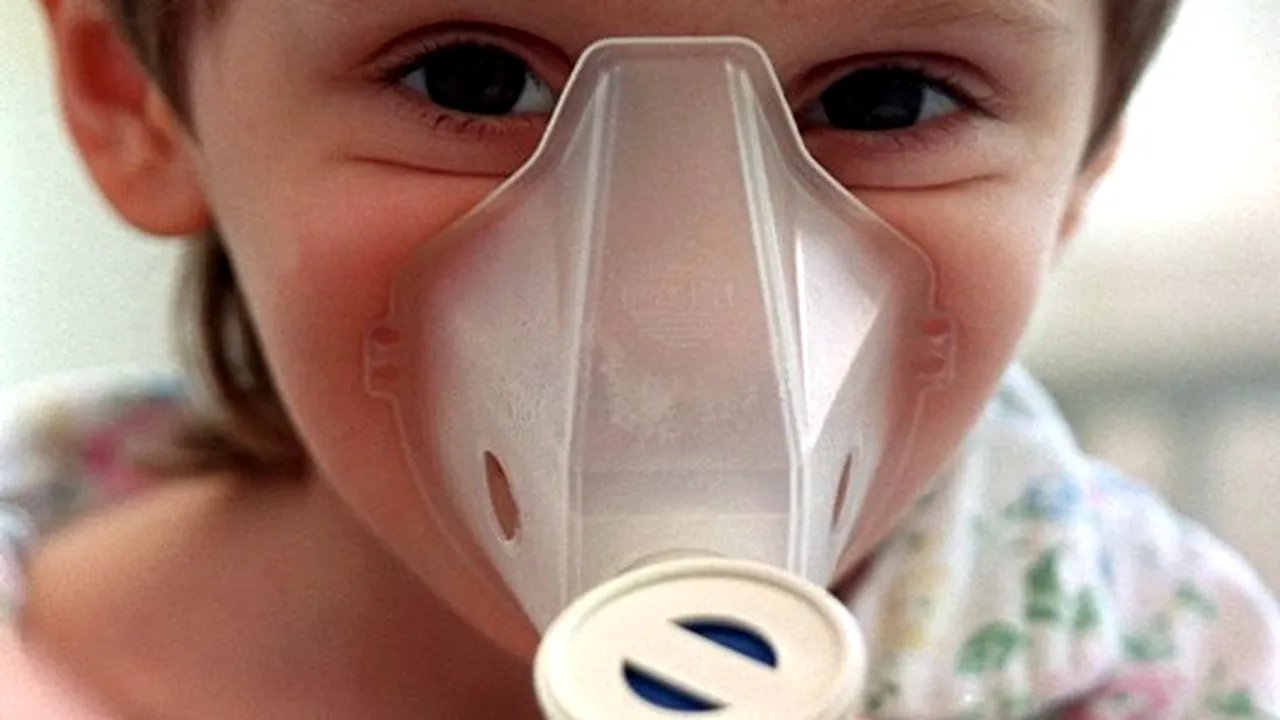 STUDIU. Paracetamolul crește riscul de astm la copii