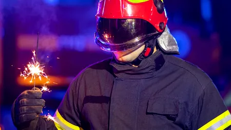 IGSU, mesaj pentru cei care folosesc abuziv petardele și pocnitorile: „Îți place să terorizezi vecinii și să sperii animalele? Nu ești prietenul nostru!”