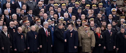 Parada de 1 Decembrie. Iohannis și Tudose, în tribuna oficială. Dragnea și Tăriceanu, ABSENȚI. VIDEO