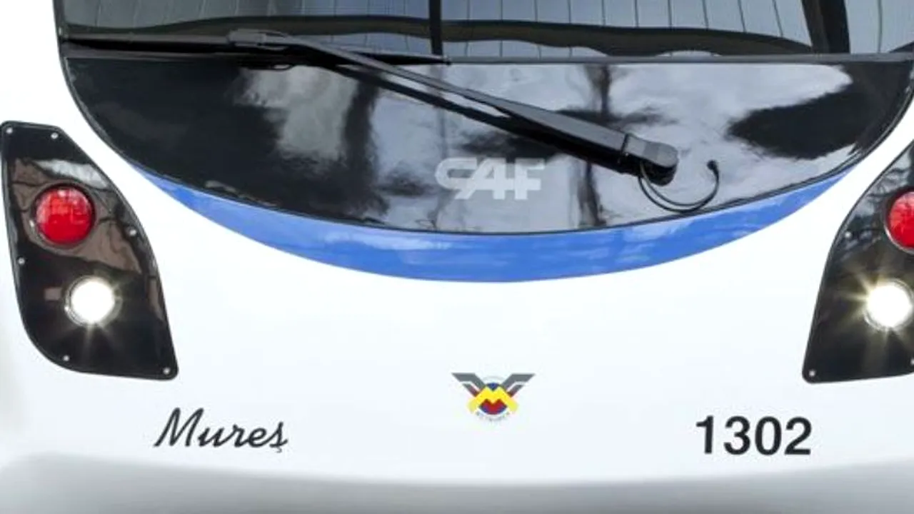 FOTO: Mureș, Prut, Someș și Dunărea. Cum arată noile garnituri de metrou din București