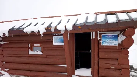 Ce îi roagă salvamontiștii pe turiștii care ajung la refugiul La Cărți din Munții Rodnei (FOTO)