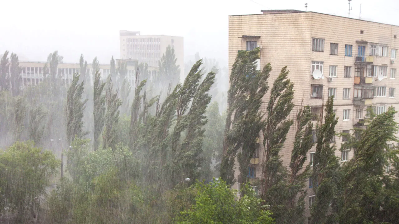 Meteorologii Accuweather au modificat prognoza | VREMEA se schimbă radical din 27 mai în București! Când vine canicula