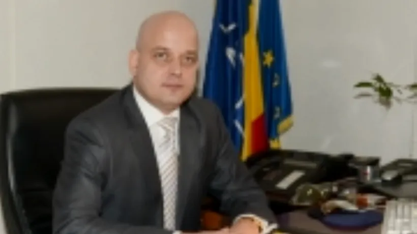 Adjunctul Poliției Capitalei, Roberto Ababei, reținut de DNA, fiind suspectat că a luat mită 13.000 euro