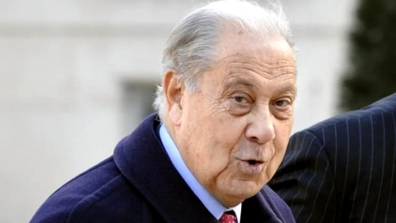 Unul dintre cei mai controversați politicieni francezi a murit la 88 de ani