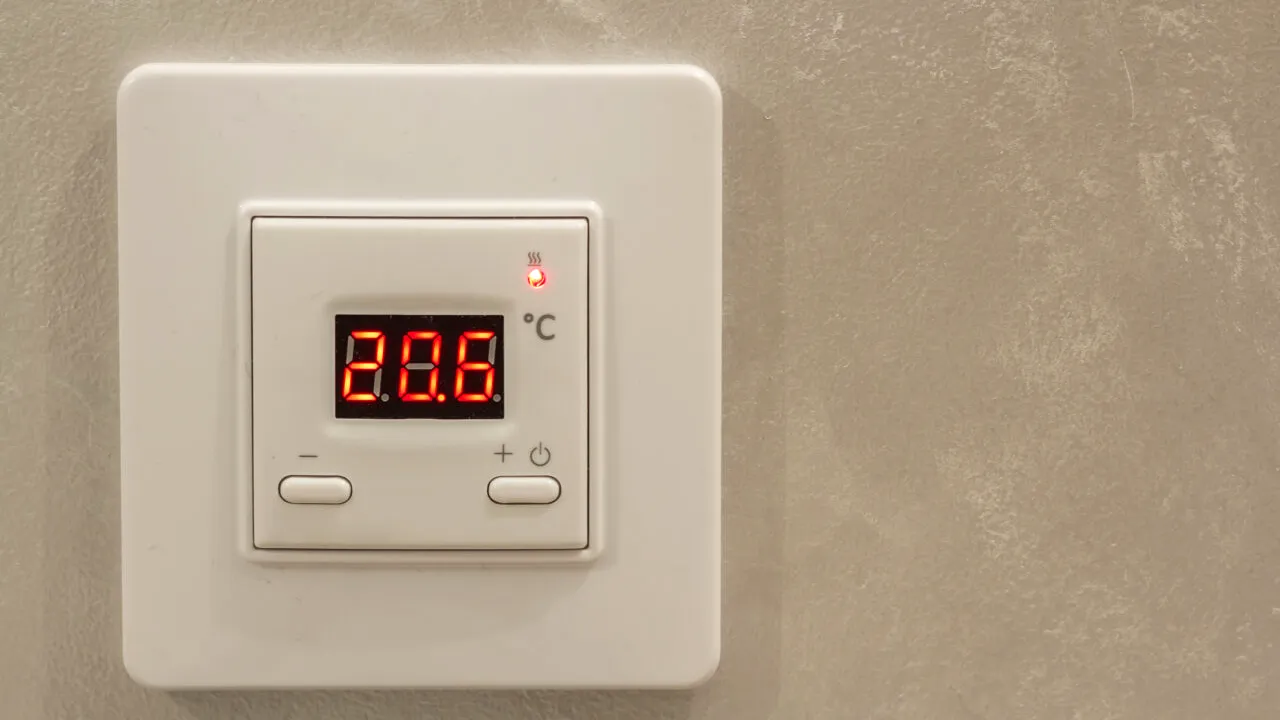 Ce tip de TERMOSTAT trebuie să alegi, dacă vrei să economisești bani la factura de gaze. Așa vei face diferența