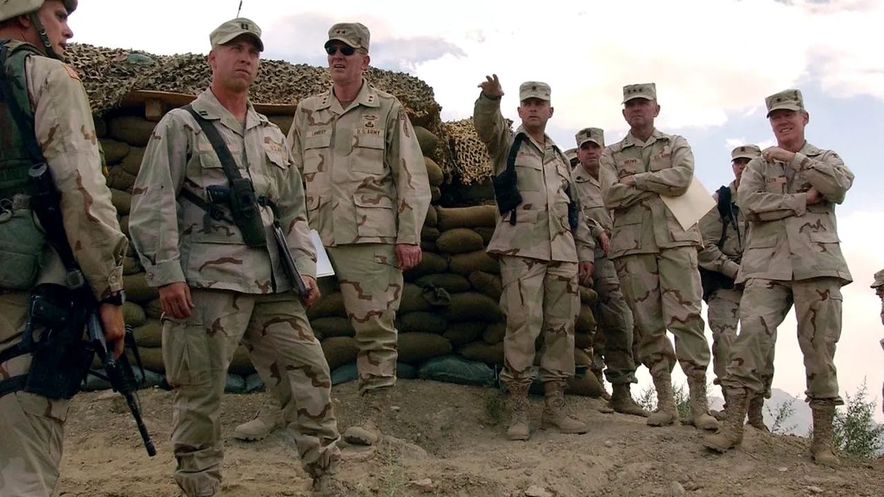 Foști șefi ai Pentagonului, reacție vehementă. Armata SUA, în mare pericol!