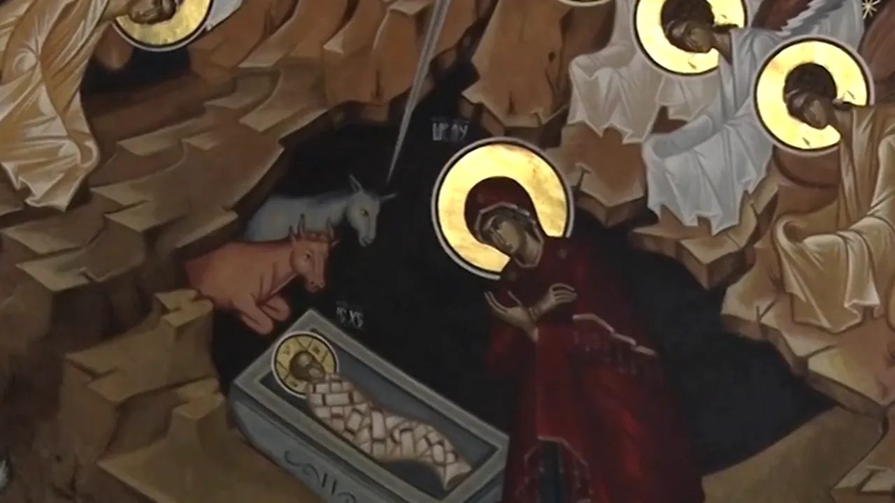 Calendar ortodox noiembrie 2025: trei sărbători cu cruce roşie și intrarea în Postul Nașterii Domnului