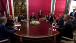🚨 Vladimir Putin i-a întâmpinat pe emisarii lui Trump. Pe fondul unui armistițiu de 3 zile, încep negocieri cruciale pentru un nou plan de pace