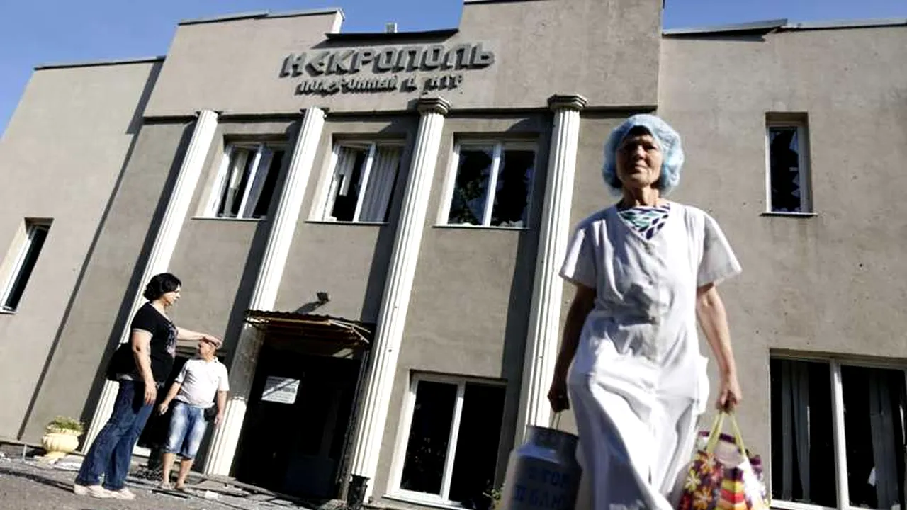 Spital din centrul orașului Donețk, atacat cu obuze 