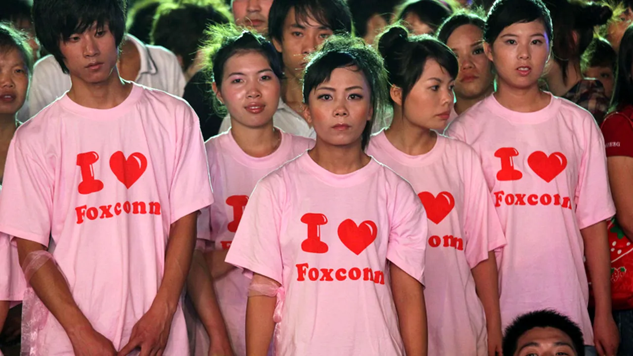 Cine asamblează iPhone și iPad? SITUAȚIA ILEGALĂ RECUNOSCUTĂ public de cel mai mare producător de componente de computere