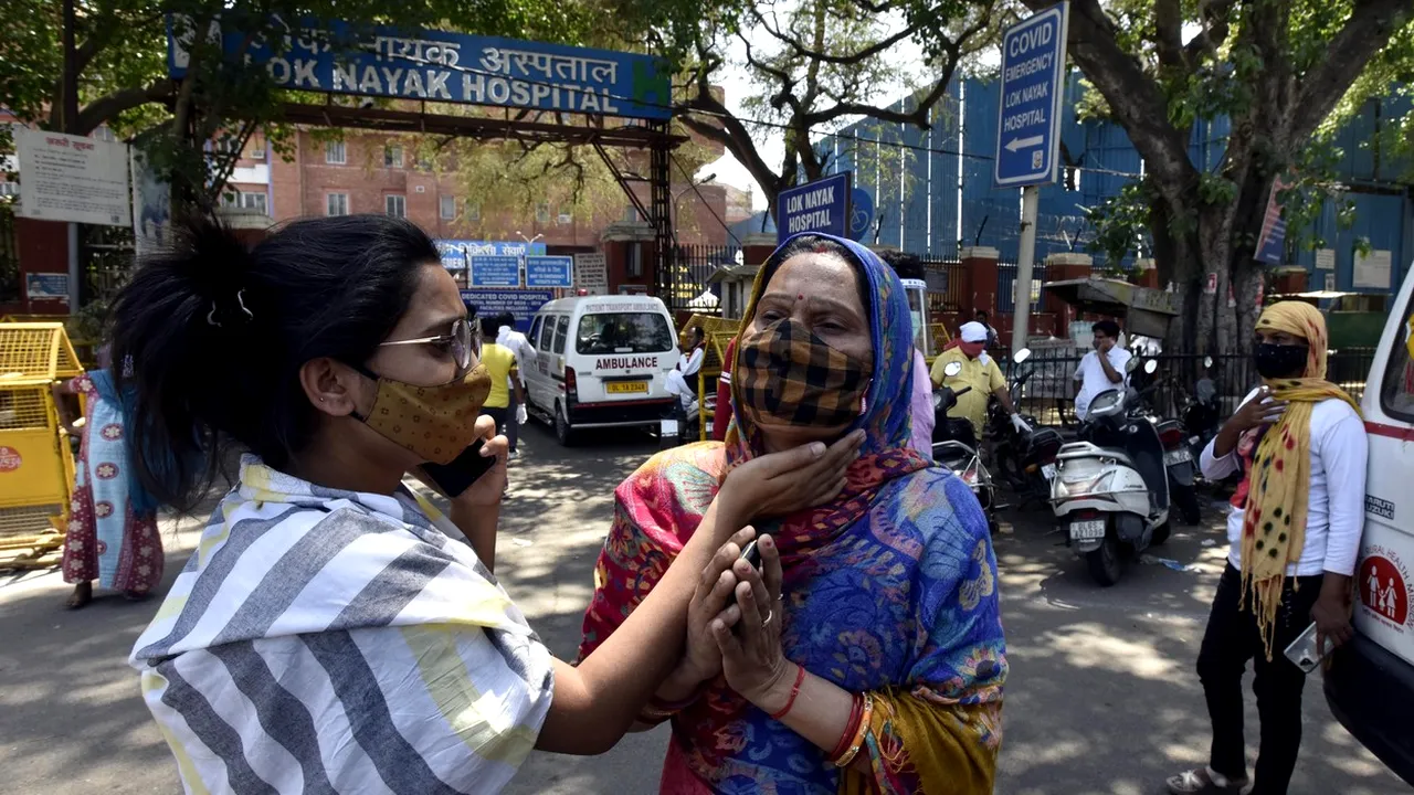 India cere ajutorul UE pentru a face față pandemiei. Țara înregistrează aproape 350.000 de noi cazuri de COVID-19 pe zi