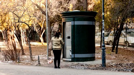 Nicușor Dan vrea toalete ecologice în parcuri cu 3,2 milioane de euro. Acord-cadru, cu un singur operator, pe o perioadă de patru ani